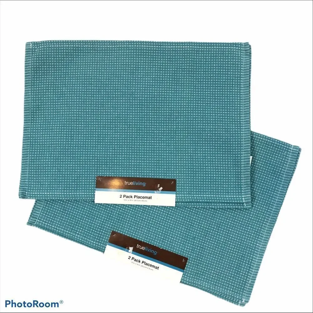 2 Packs of‎ Brand New Placemats- two per pack Blue